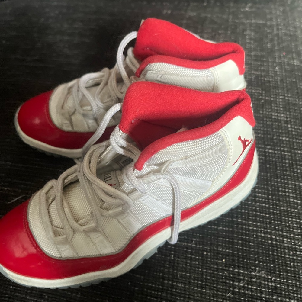 Kids Jordan’s good condition used